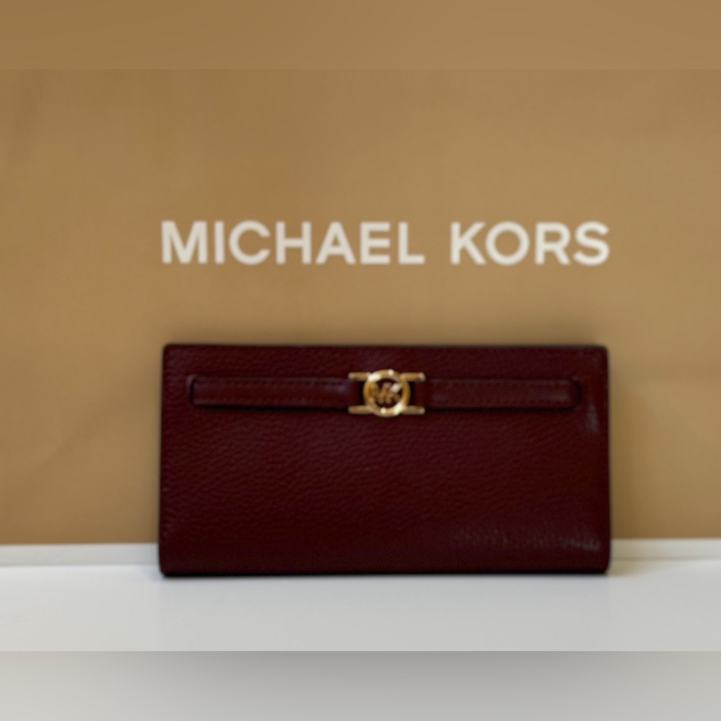 Michael Kors Jet Set Reed Large Bifold Wallet Oxblood